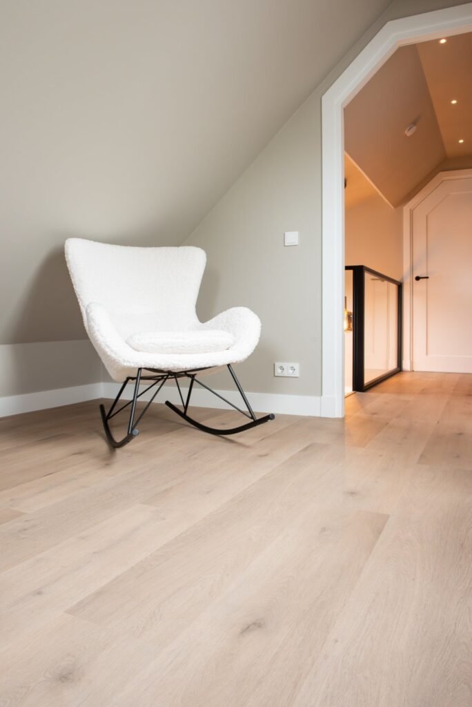 Belakos Attico 830 Rechte plank Plak PVC Bruin - Belakos