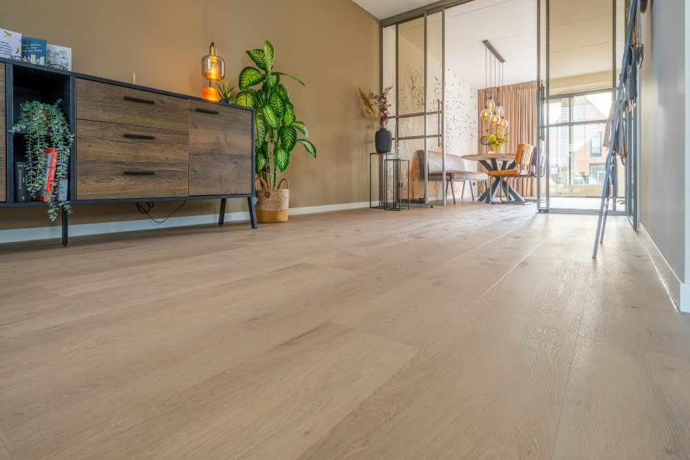 Belakos Attico 830 Rechte plank Plak PVC Bruin - Belakos