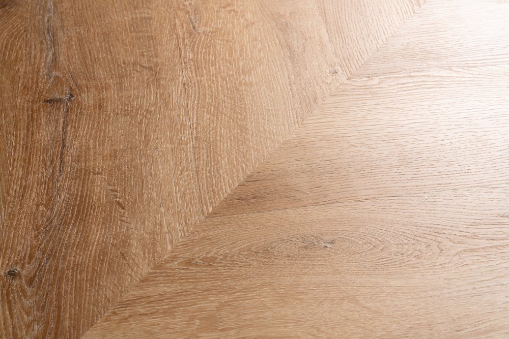 Yarenza Lux Tenebrae Hongaarse punt Plak PVC Bruin